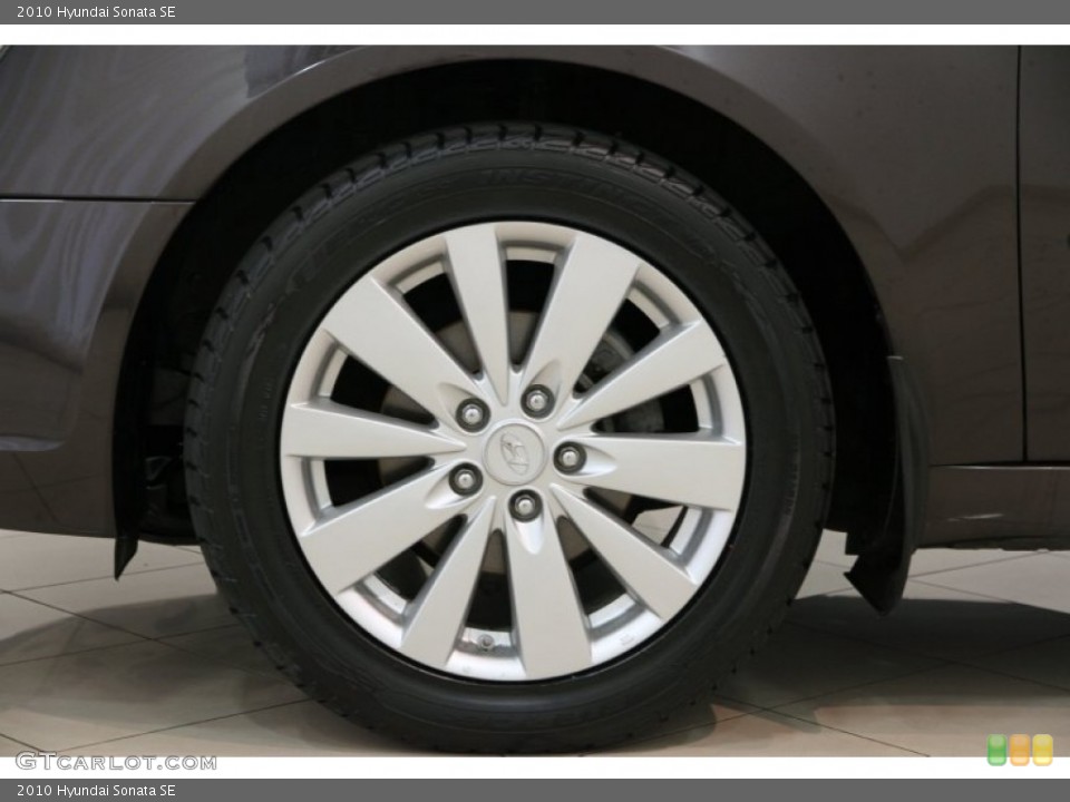 2010 Hyundai Sonata SE Wheel and Tire Photo #85270349