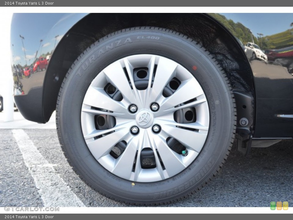 2014 Toyota Yaris L 3 Door Wheel and Tire Photo #85363824