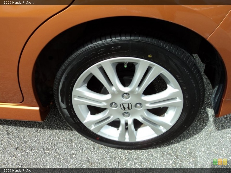 2009 Honda Fit Sport Wheel and Tire Photo #85423666
