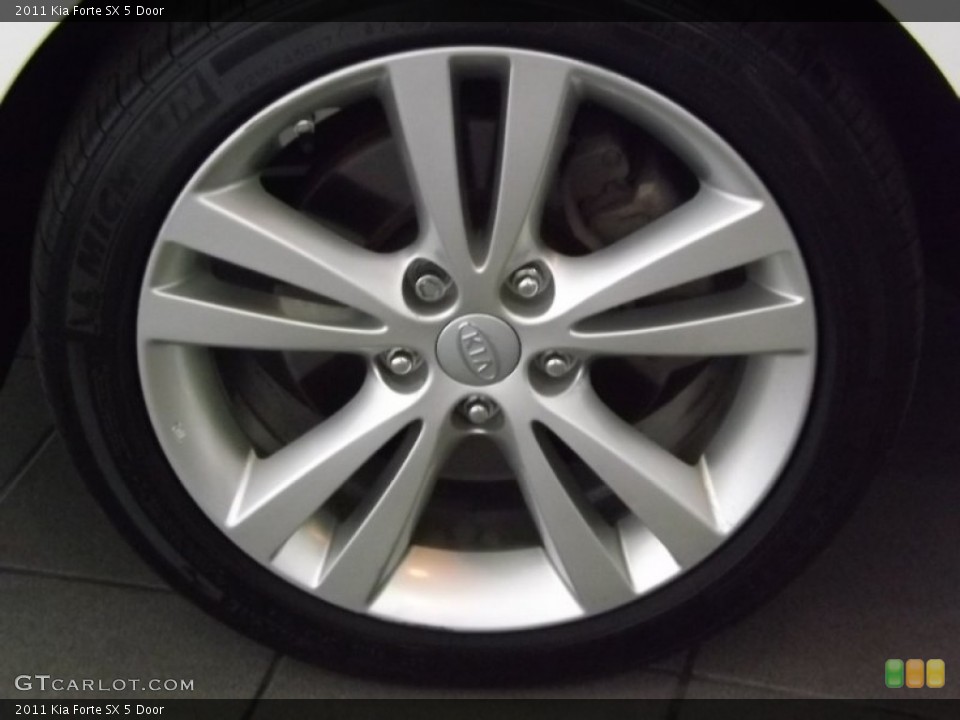 2011 Kia Forte SX 5 Door Wheel and Tire Photo #85444431
