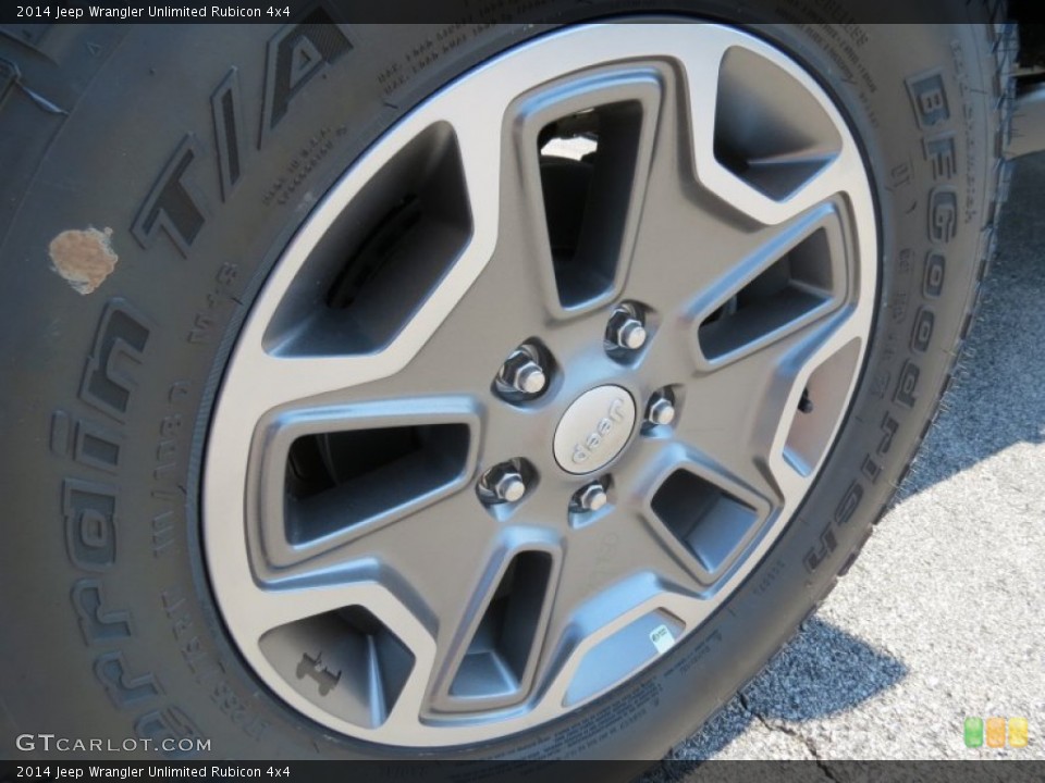 2014 Jeep Wrangler Unlimited Rubicon 4x4 Wheel and Tire Photo #85491482