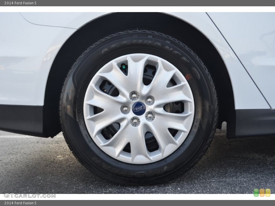 2014 Ford Fusion S Wheel and Tire Photo #85517825