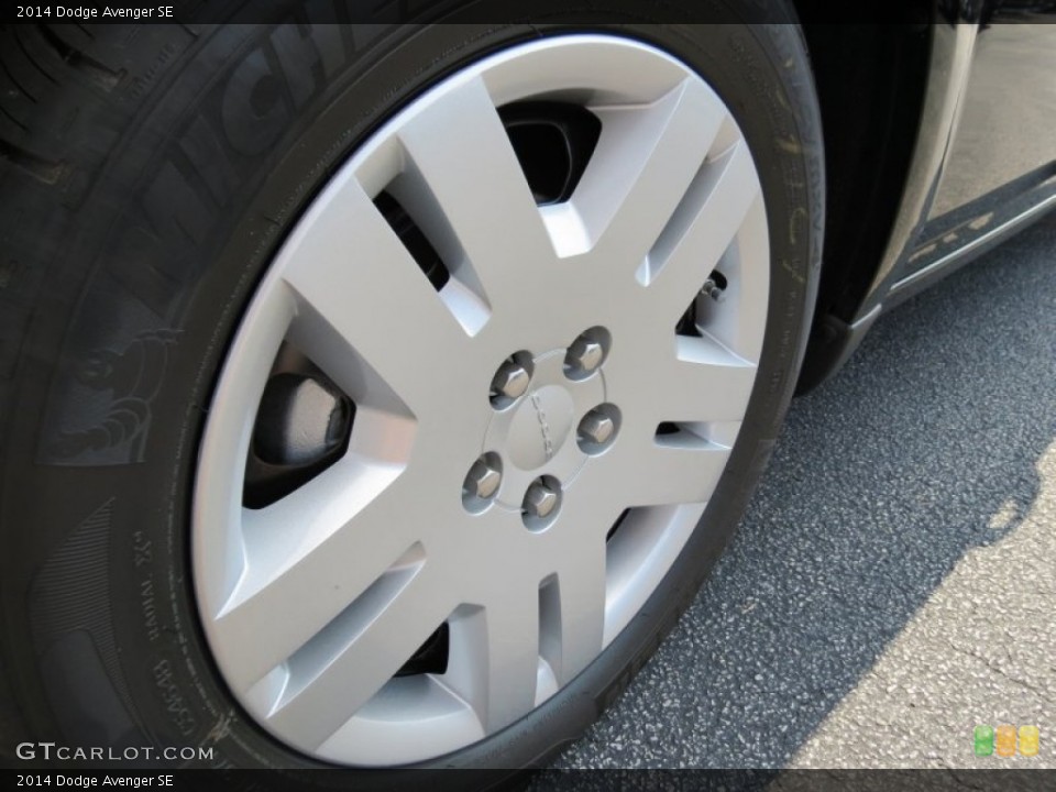 2014 Dodge Avenger SE Wheel and Tire Photo #85525076