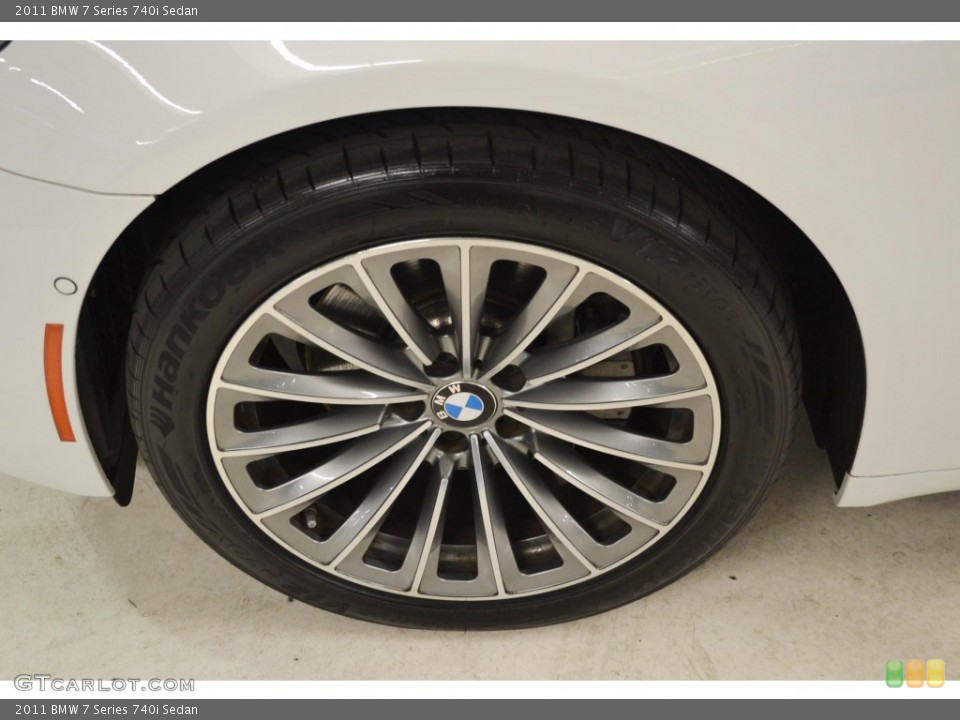 2011 BMW 7 Series 740i Sedan Wheel and Tire Photo #85854952