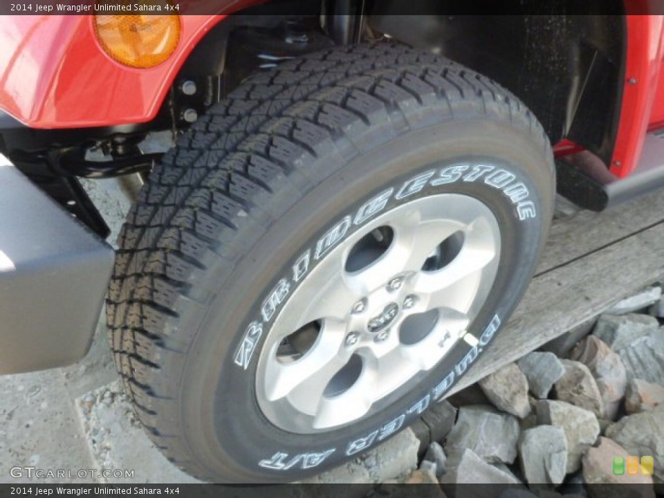 2014 Jeep Wrangler Unlimited Sahara 4x4 Wheel and Tire Photo #85880878