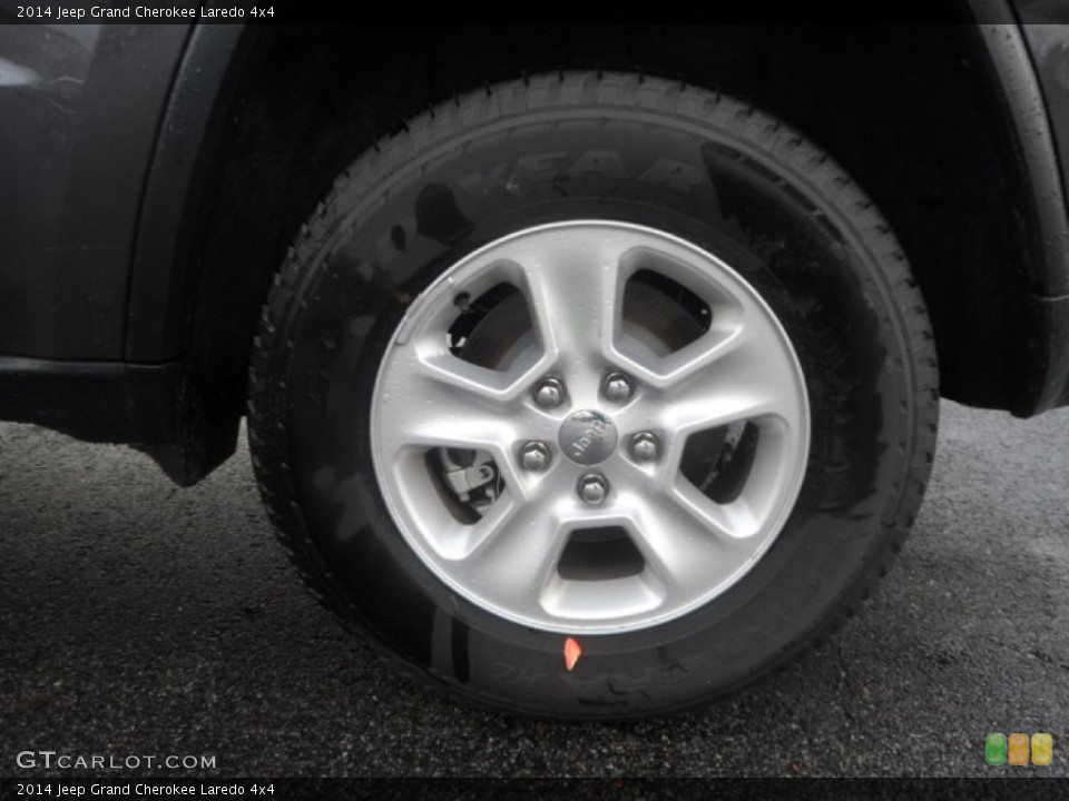 2014 Jeep Grand Cherokee Laredo 4x4 Wheel and Tire Photo #85917507