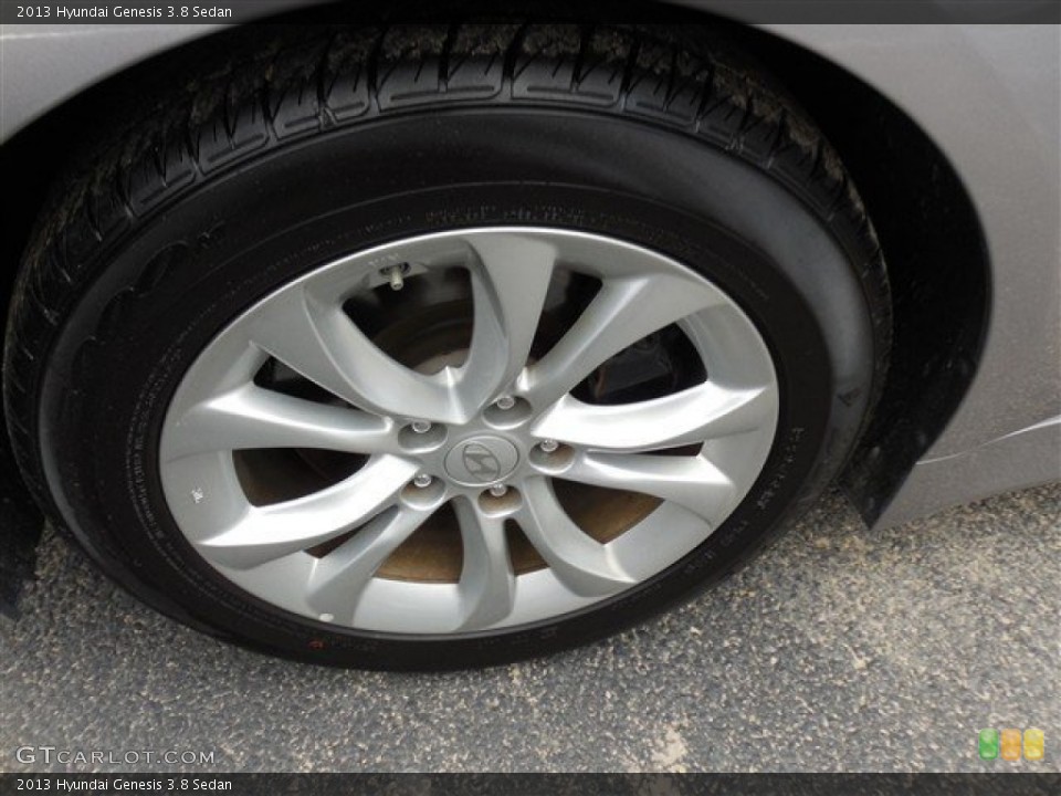 2013 Hyundai Genesis Wheels and Tires