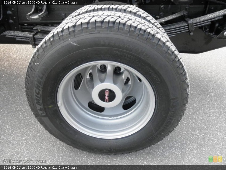 2014 GMC Sierra 3500HD Regular Cab Dually Chassis Wheel and Tire Photo #85992486