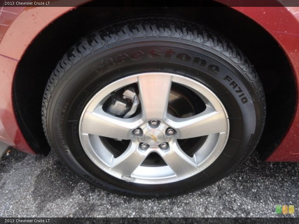 2013 Chevrolet Cruze LT Wheel and Tire Photo #86038681