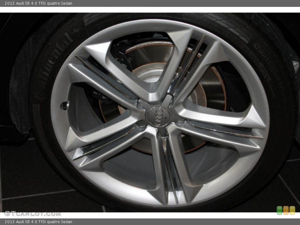 2013 Audi S8 4.0 TFSI quattro Sedan Wheel and Tire Photo #86048197