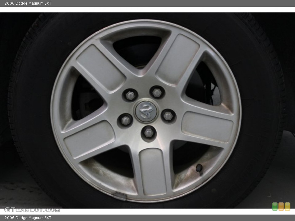 2006 Dodge Magnum SXT Wheel and Tire Photo #86053910