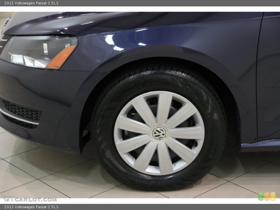 2013 Volkswagen Passat 2.5L S Wheel and Tire Photo #86117850