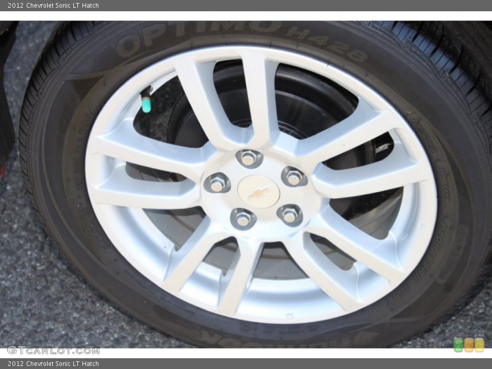 2012 Chevrolet Sonic LT Hatch Wheel and Tire Photo #86233268