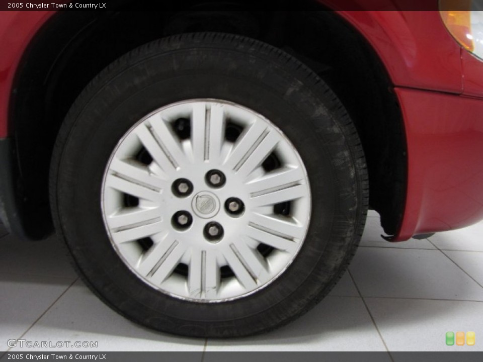 2005 Chrysler Town & Country LX Wheel and Tire Photo #86268860
