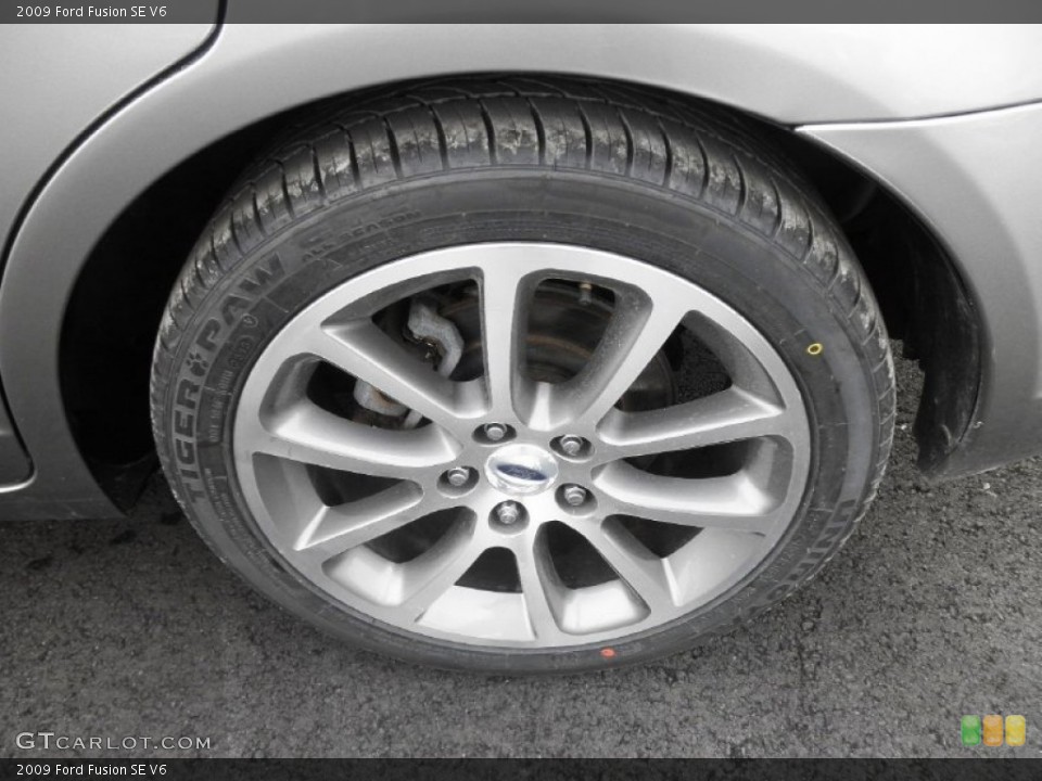 2009 Ford Fusion SE V6 Wheel and Tire Photo #86372577