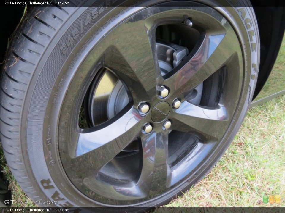 2014 Dodge Challenger R/T Blacktop Wheel and Tire Photo #86403803