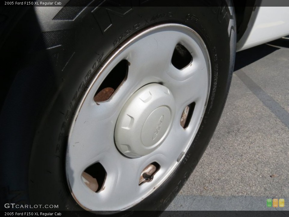 2005 Ford F150 XL Regular Cab Wheel and Tire Photo #86452016