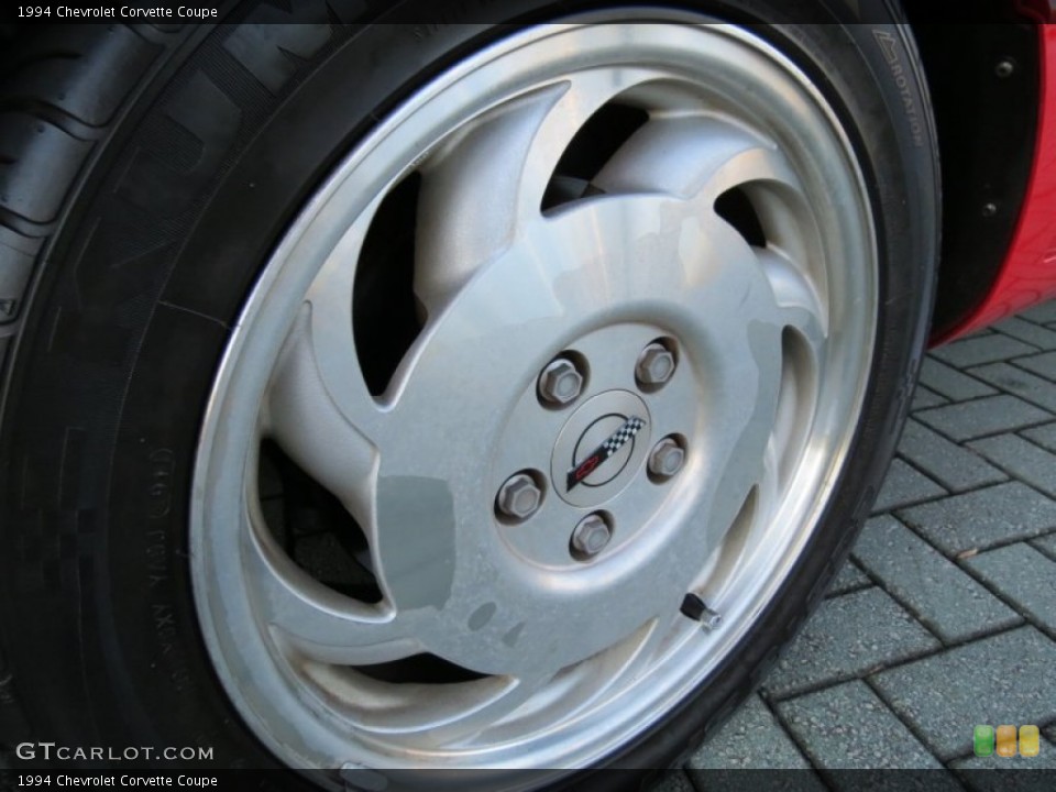 1994 Chevrolet Corvette Coupe Wheel and Tire Photo #86495694