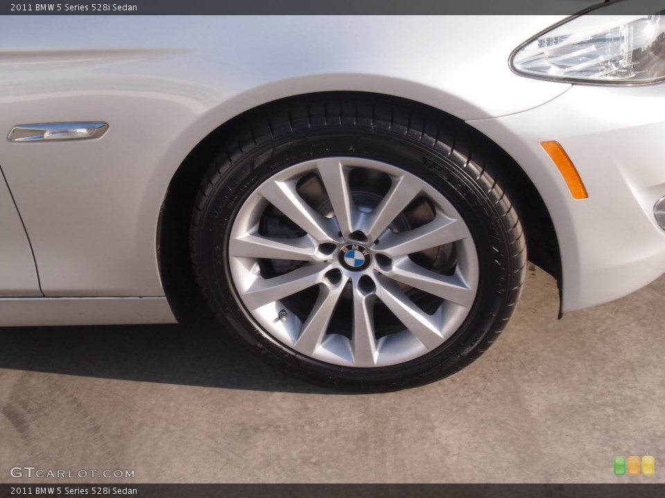 2011 BMW 5 Series 528i Sedan Wheel and Tire Photo #86512819