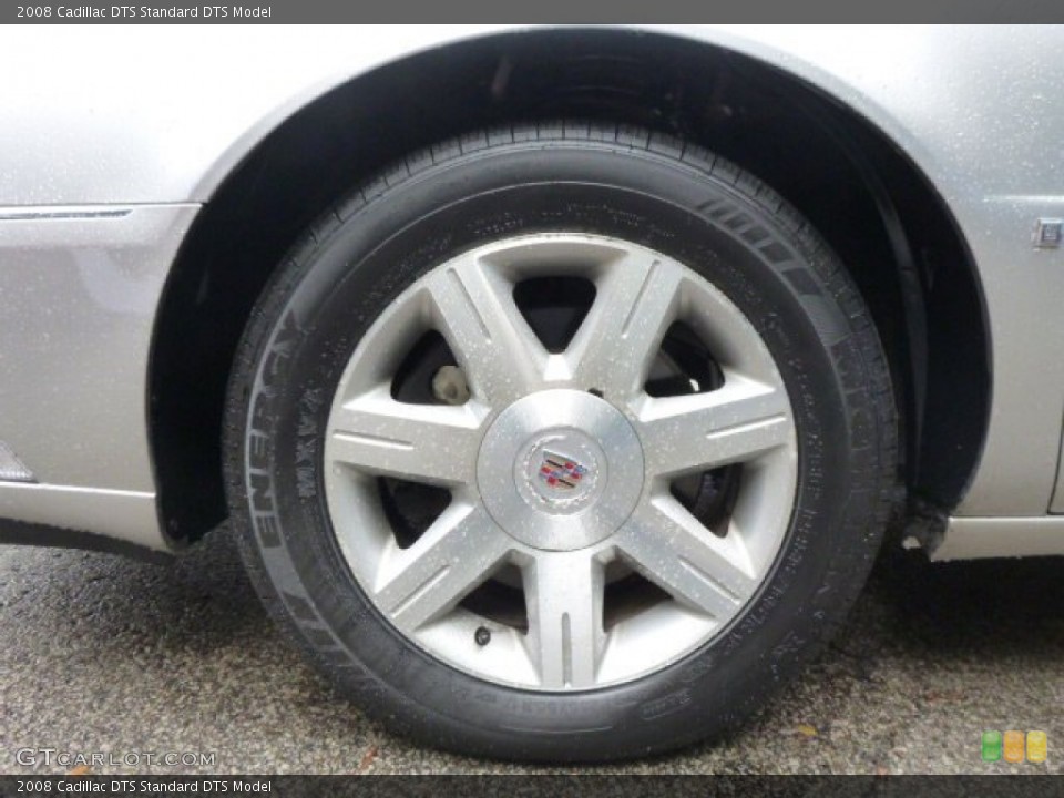 2008 Cadillac DTS Wheels and Tires