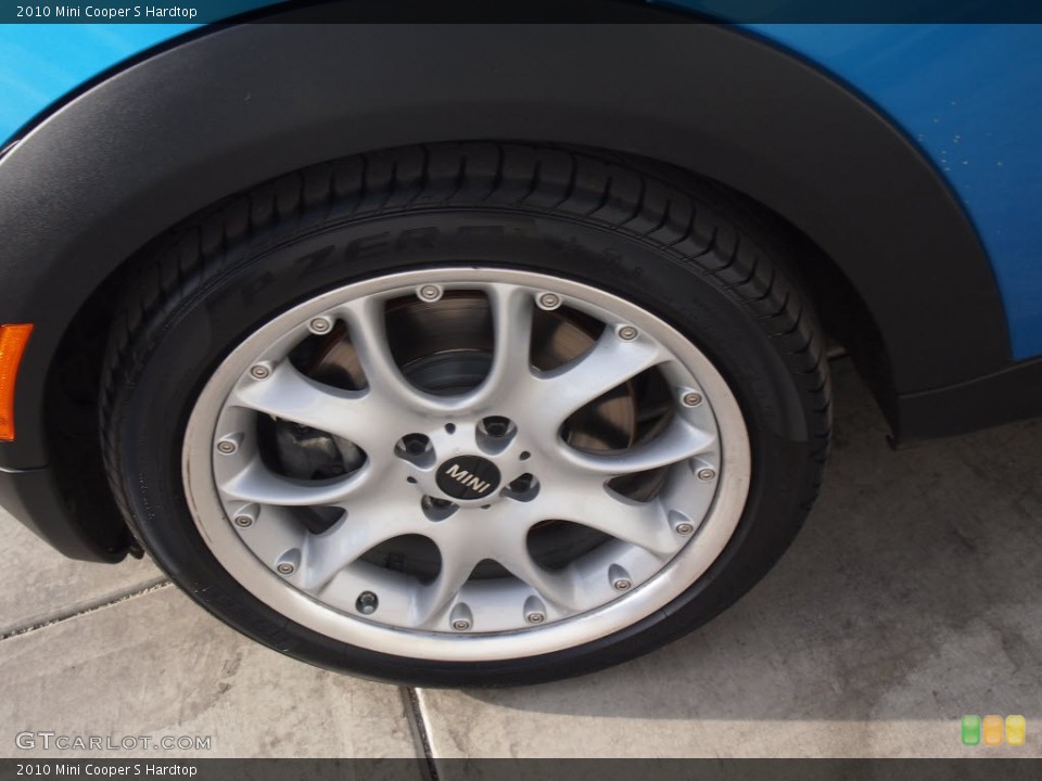 2010 Mini Cooper S Hardtop Wheel and Tire Photo #86621257