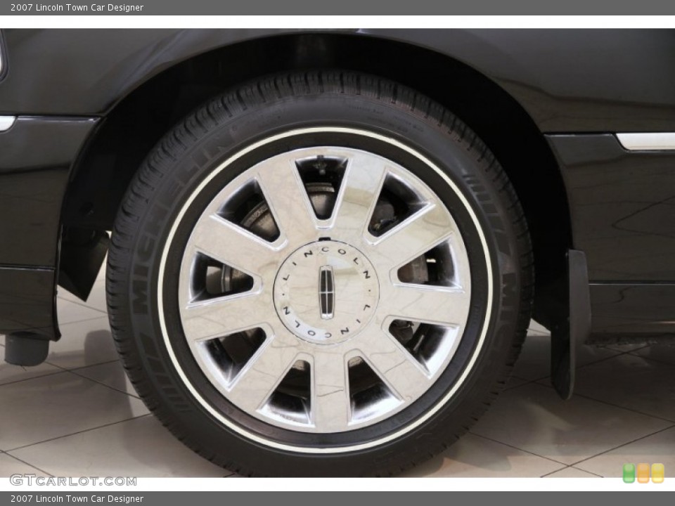 2007 Lincoln Town Car Designer Wheel and Tire Photo #86642059