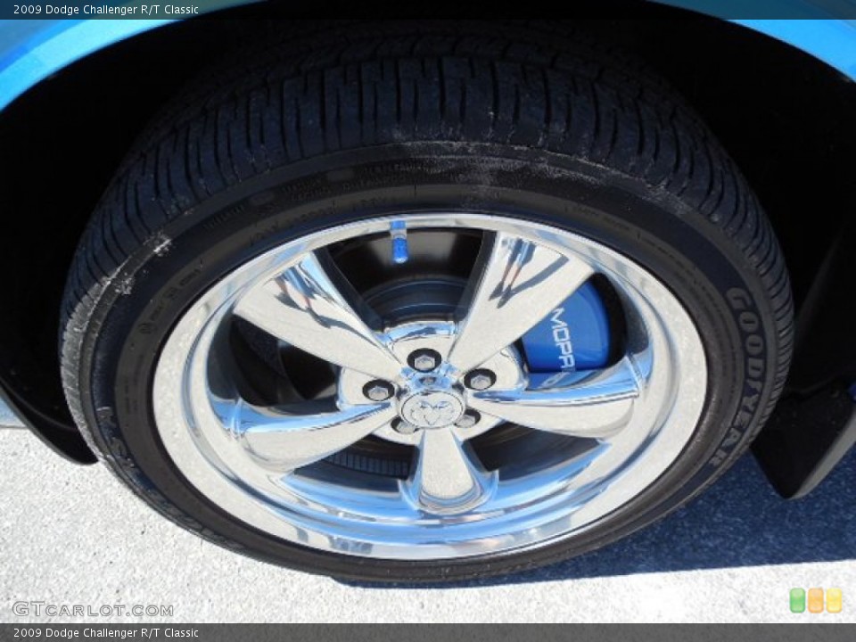 2009 Dodge Challenger R/T Classic Wheel and Tire Photo #86796576