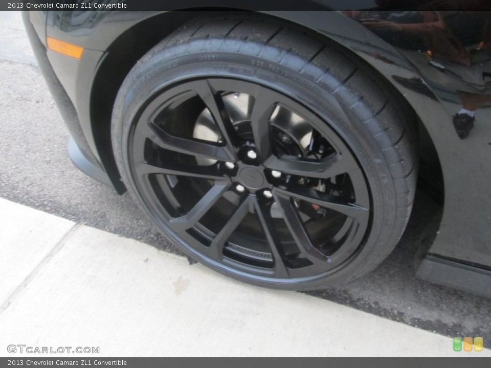 2013 Chevrolet Camaro ZL1 Convertible Wheel and Tire Photo #86816713