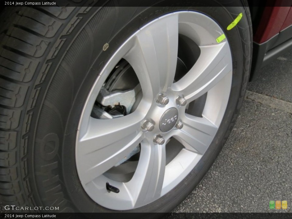 2014 Jeep Compass Latitude Wheel and Tire Photo #86829131