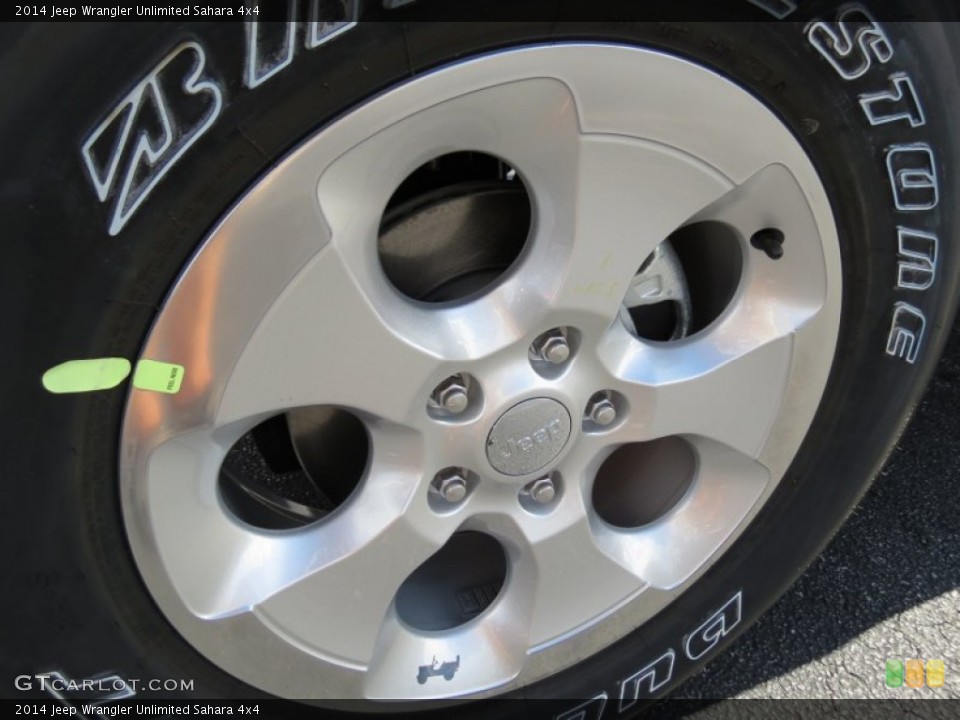2014 Jeep Wrangler Unlimited Sahara 4x4 Wheel and Tire Photo #86832344