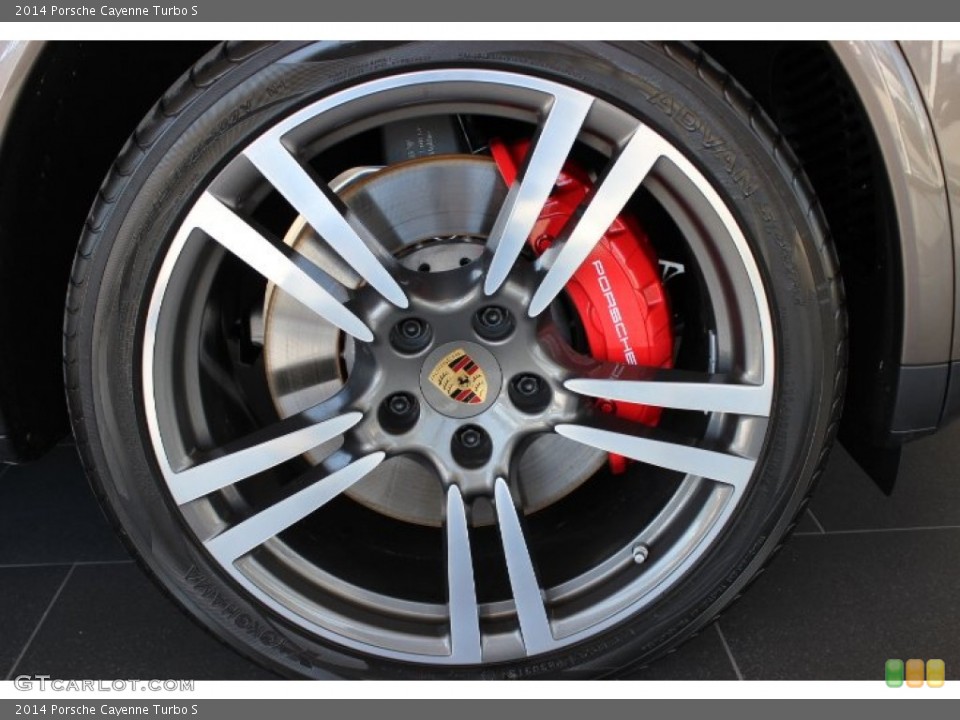 2014 Porsche Cayenne Turbo S Wheel and Tire Photo #87113577