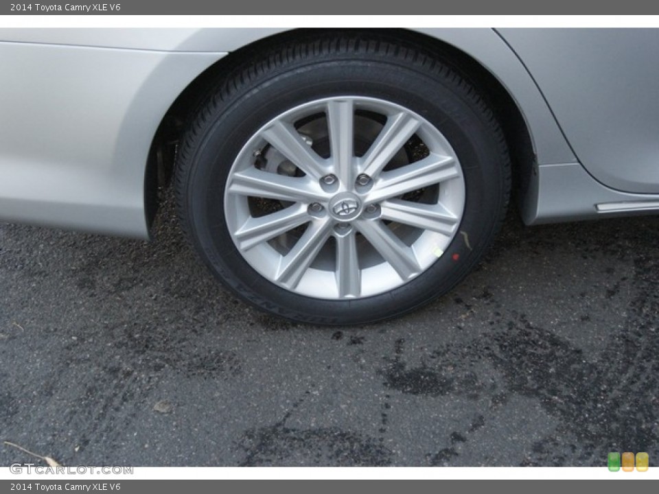 2014 Toyota Camry XLE V6 Wheel and Tire Photo #87295233