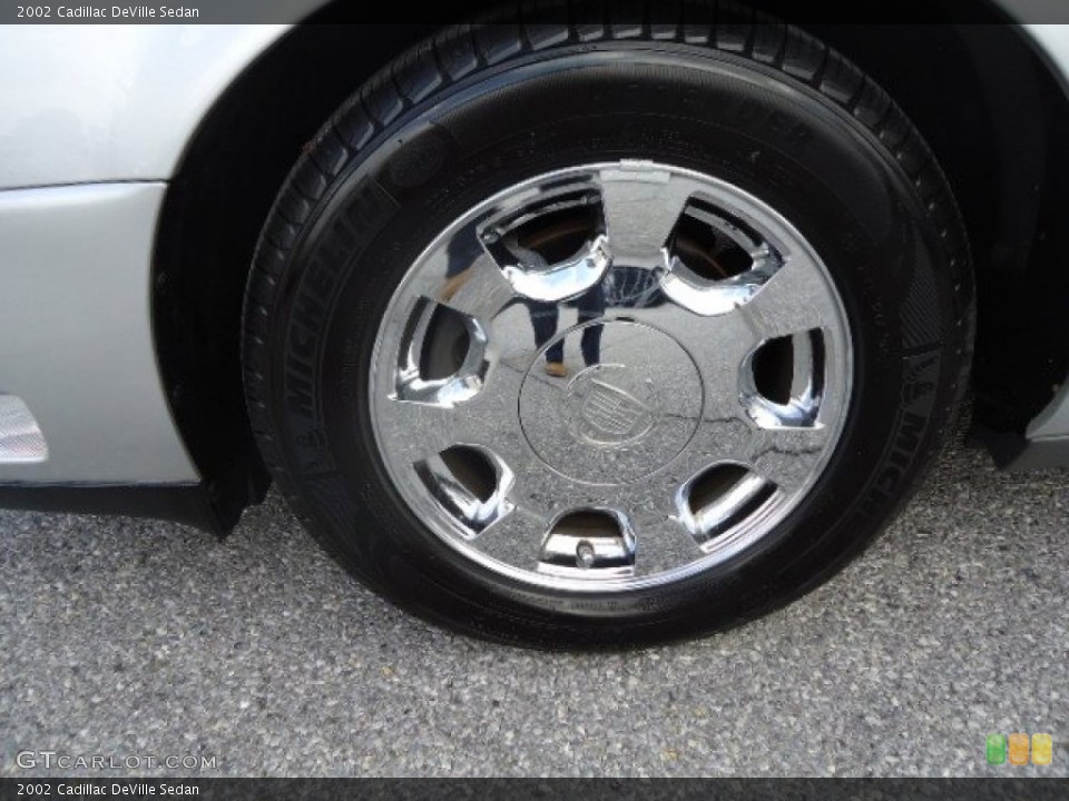 2002 Cadillac DeVille Sedan Wheel and Tire Photo #87505867