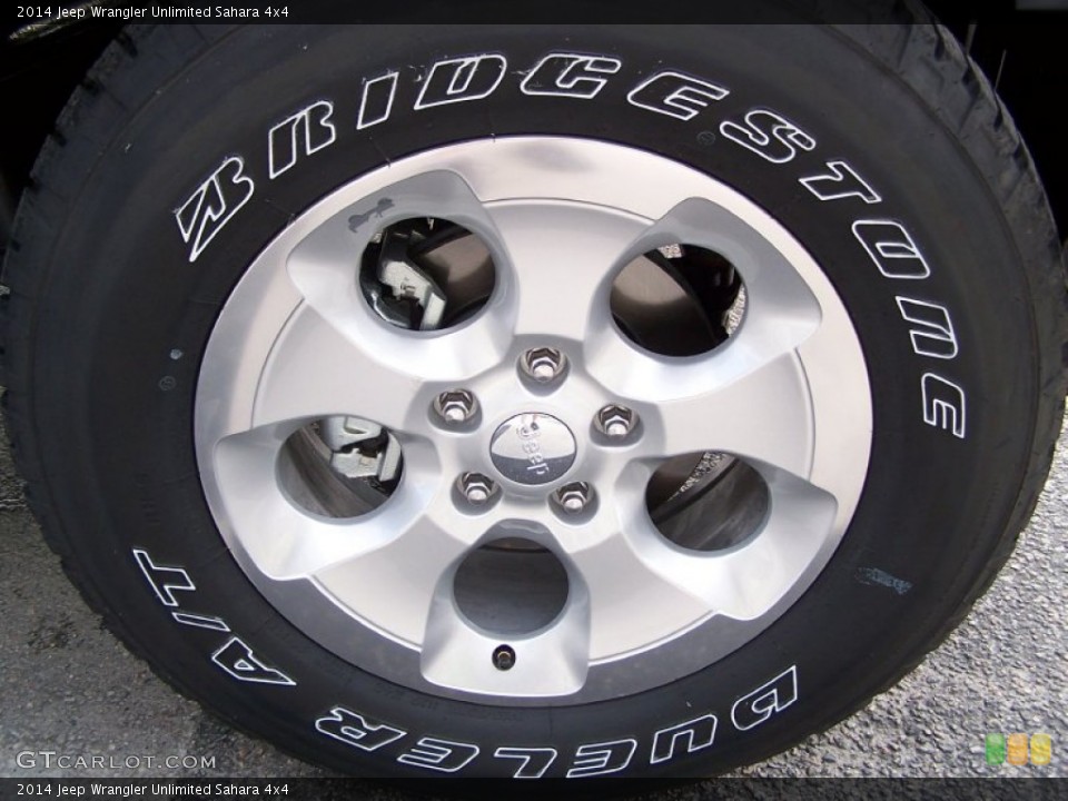 2014 Jeep Wrangler Unlimited Sahara 4x4 Wheel and Tire Photo #87619279