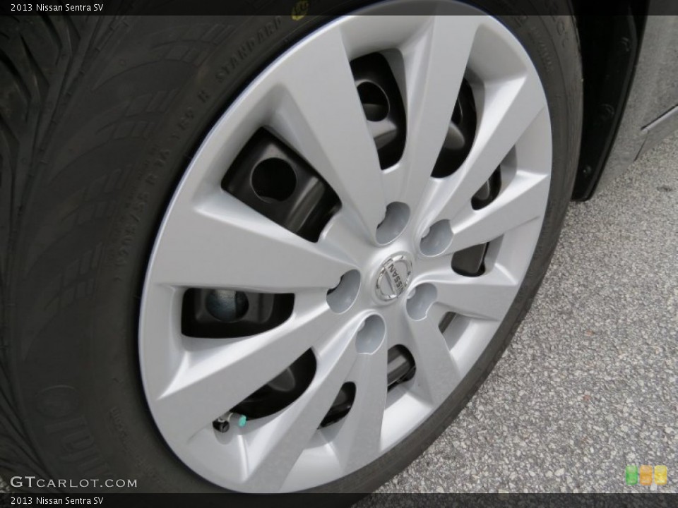 2013 Nissan Sentra SV Wheel and Tire Photo #87629161