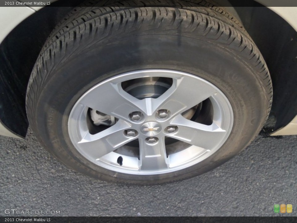 2013 Chevrolet Malibu LS Wheel and Tire Photo #87635263