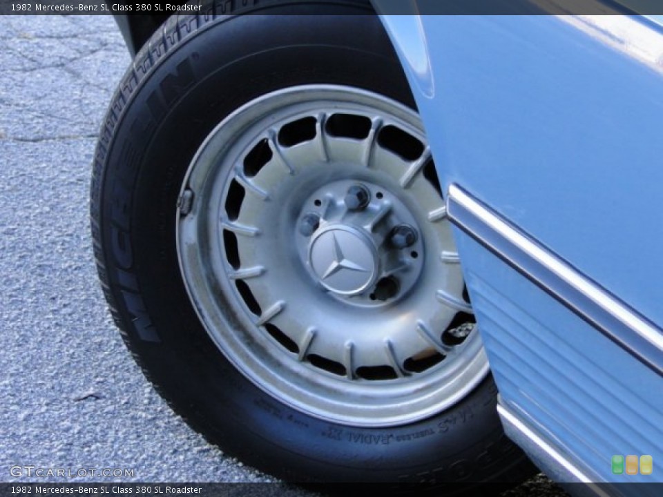 1982 Mercedes-Benz SL Class 380 SL Roadster Wheel and Tire Photo #87678848