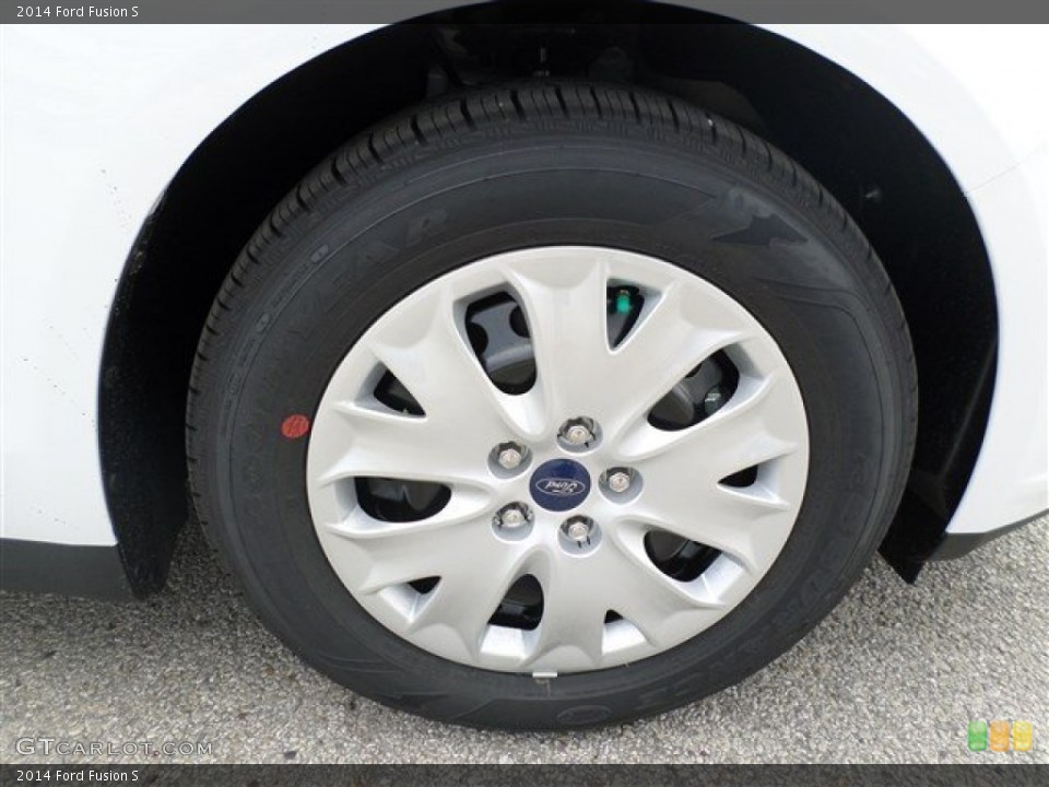2014 Ford Fusion S Wheel and Tire Photo #87680030