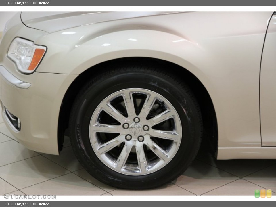 2012 Chrysler 300 Limited Wheel and Tire Photo #87716700