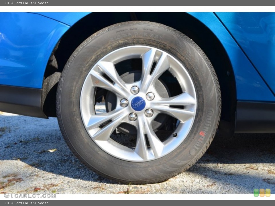 2014 Ford Focus SE Sedan Wheel and Tire Photo #87729222