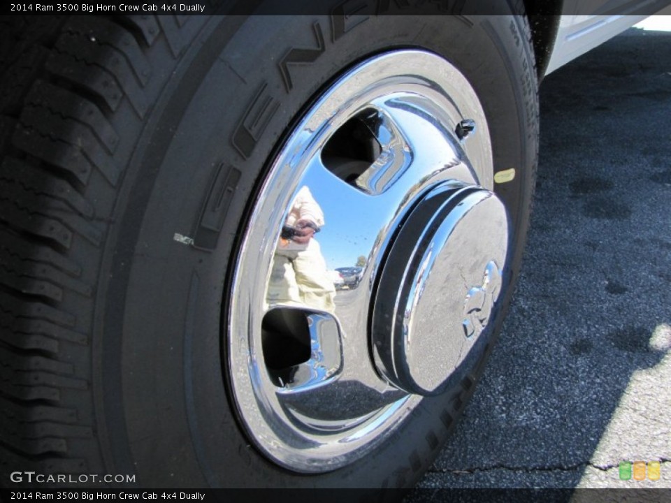 2014 Ram 3500 Big Horn Crew Cab 4x4 Dually Wheel and Tire Photo #87737355