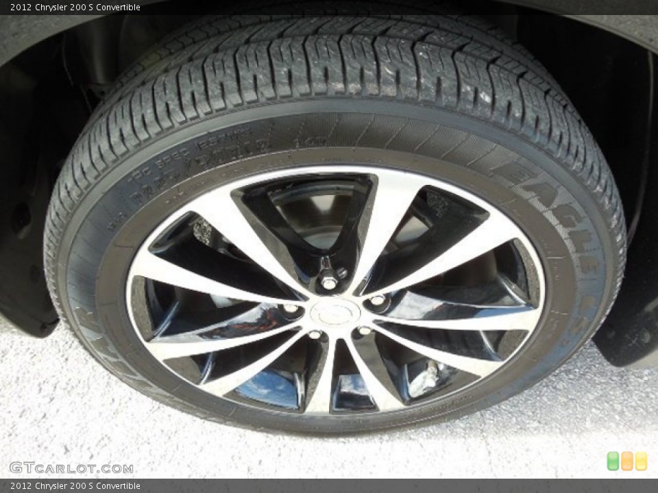 2012 Chrysler 200 S Convertible Wheel and Tire Photo #87753423