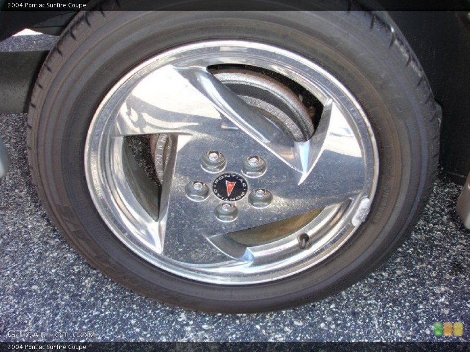 2004 Pontiac Sunfire Wheels and Tires