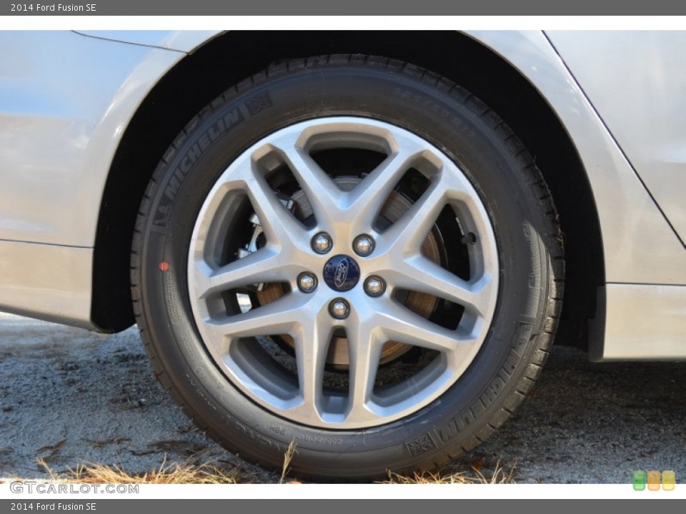 2014 Ford Fusion SE Wheel and Tire Photo #87877813