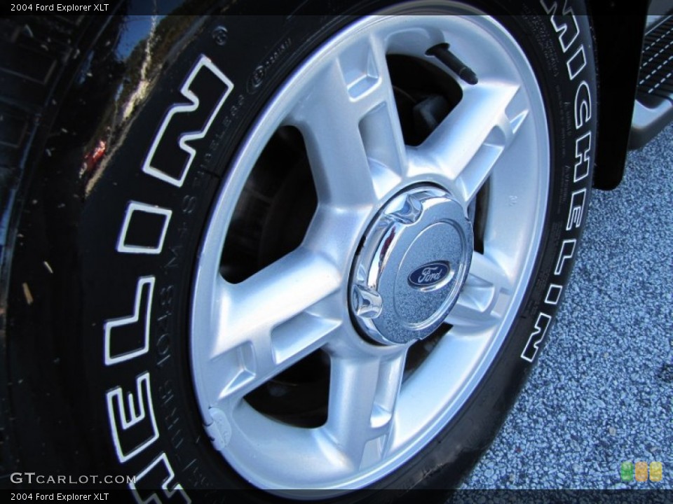 2004 Ford Explorer XLT Wheel and Tire Photo #87923187