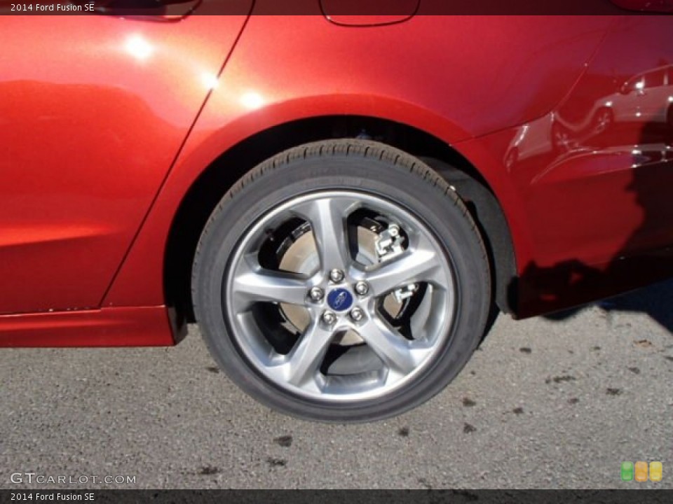 2014 Ford Fusion SE Wheel and Tire Photo #88030157
