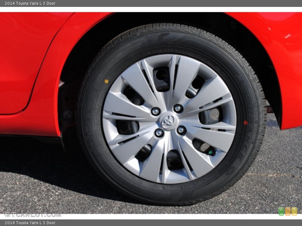 2014 Toyota Yaris L 3 Door Wheel and Tire Photo #88042653
