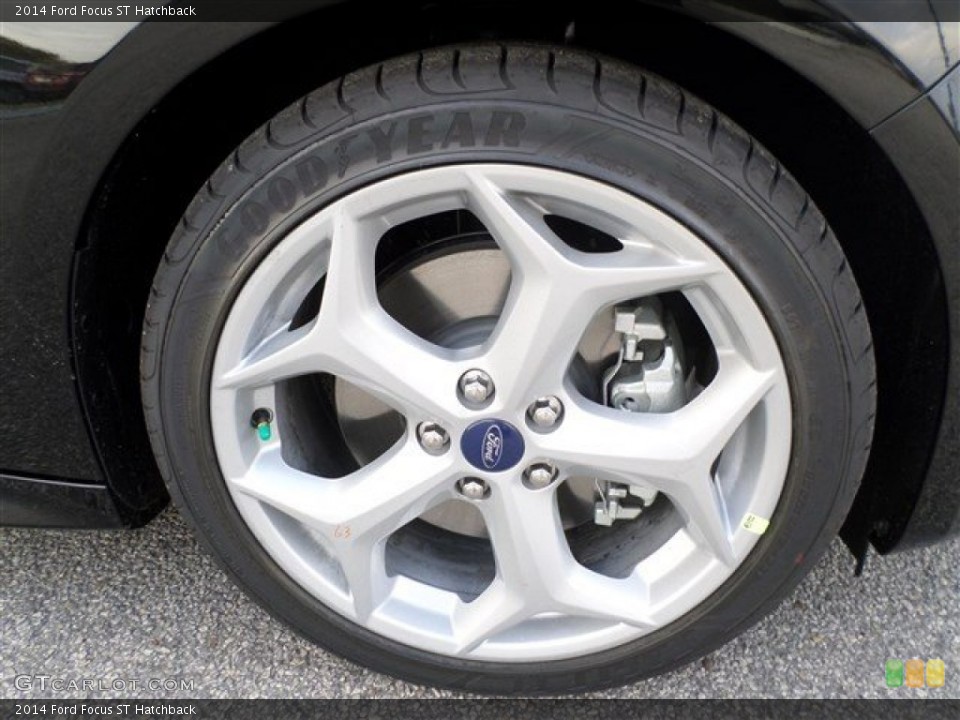 2014 Ford Focus ST Hatchback Wheel and Tire Photo #88116272