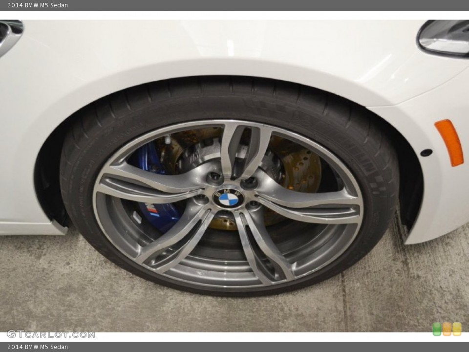 2014 BMW M5 Sedan Wheel and Tire Photo #88123877