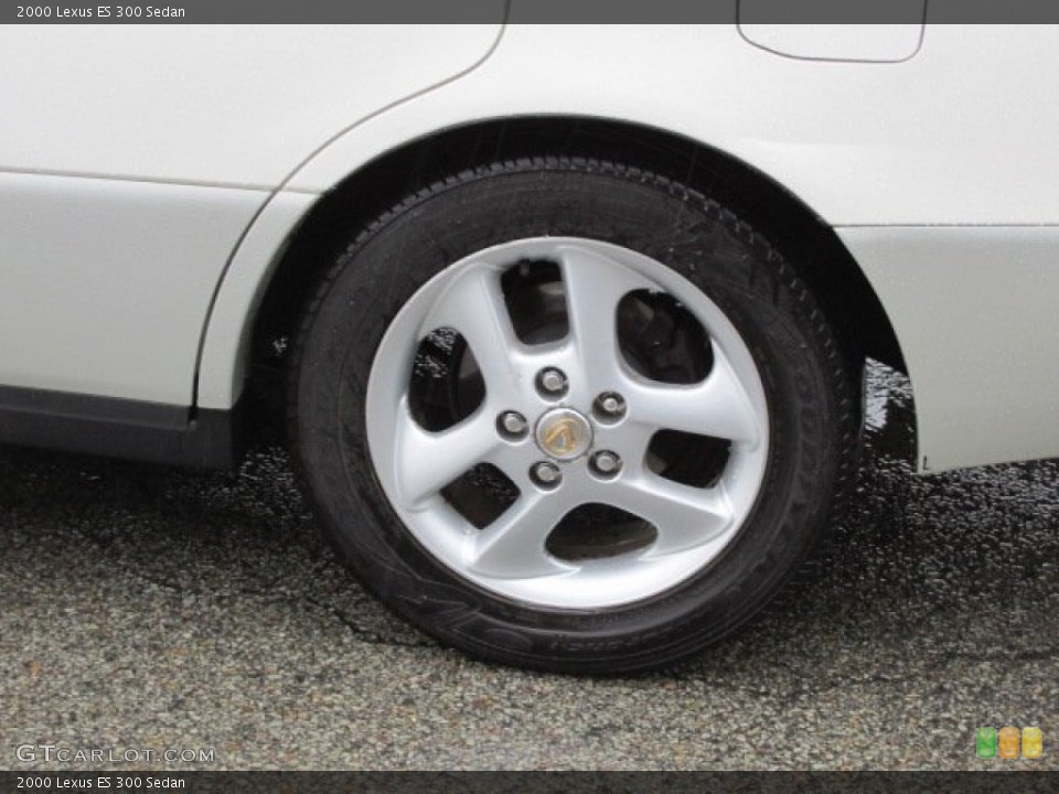 2000 Lexus ES 300 Sedan Wheel and Tire Photo #88211412